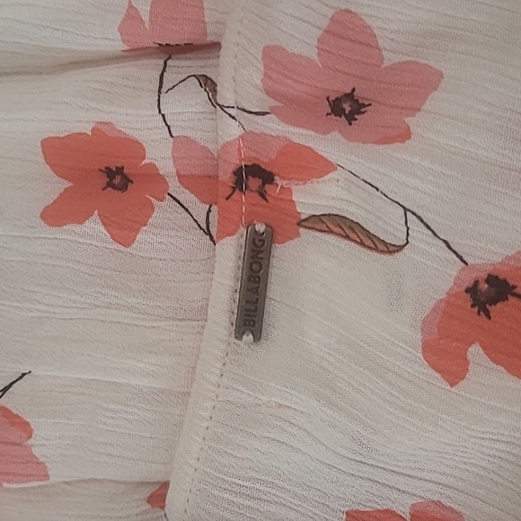 ⚘️BILLABONG FLORAL   MIDI WRAP DRESS - Picture 11 of 12